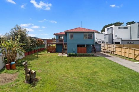 Photo of property in 18 Percy Road, Papamoa Beach, Papamoa, 3118