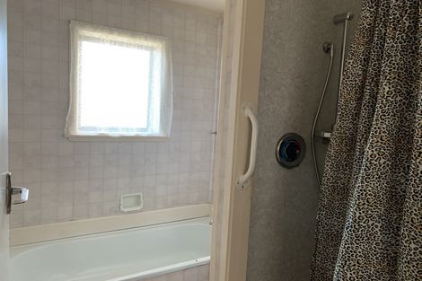 Photo of property in 1/92 Grey Street, Onehunga, Auckland, 1061