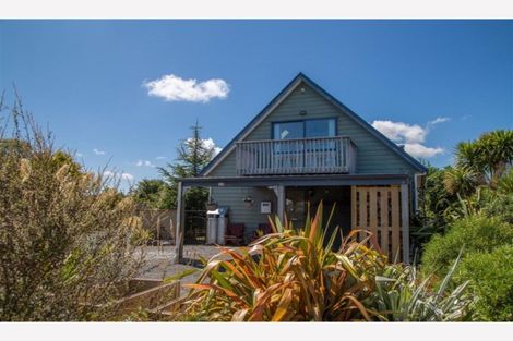 Photo of property in 20b Manuka Street, Otaki Beach, Otaki, 5512