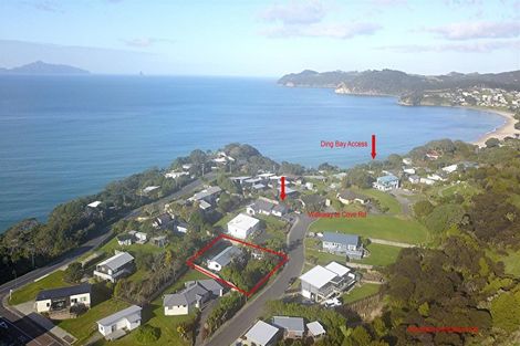 Photo of property in 13 Waterman Drive, Langs Beach, Waipu, 0582