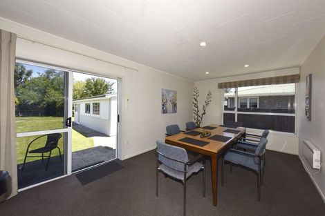 Photo of property in 389 Yaldhurst Road, Russley, Christchurch, 8042