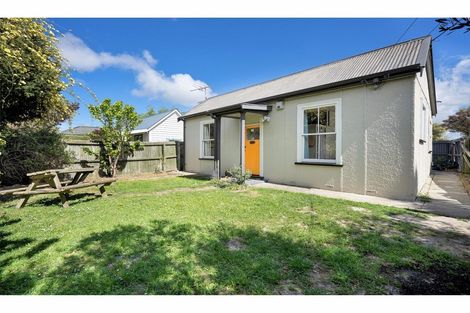 Photo of property in 97 Olliviers Road, Phillipstown, Christchurch, 8011