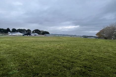 Photo of property in 2 Willow Lane, Acacia Bay, 3385