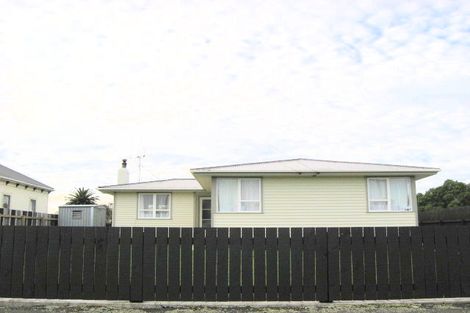 Photo of property in 38 Bignell Street, Gonville, Whanganui, 4501