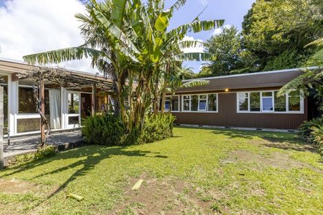 Photo of property in 9 Whitby Place, Westown, New Plymouth, 4310