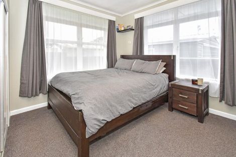 Photo of property in 2/16 View Road, Papakura, 2110