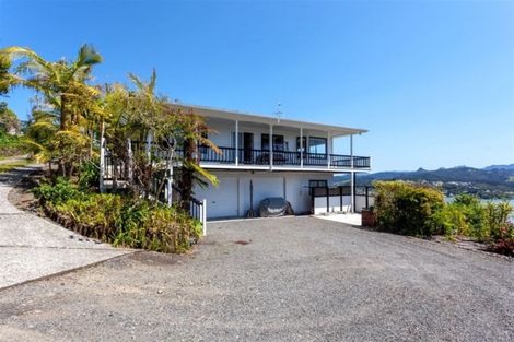 Photo of property in 28 Motuhoa Road, Tairua, 3508