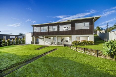 Photo of property in 272 Sunset Road, Windsor Park, Auckland, 0632