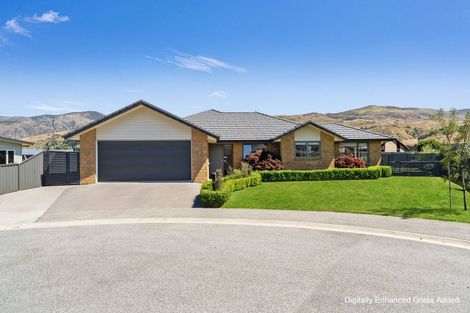 Photo of property in 22 Magnetic Place, Cromwell, 9310