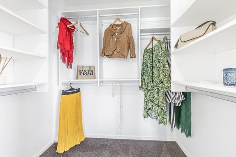 Photo of property in 67 Pretoria Road, Karaka Bays, Wellington, 6022