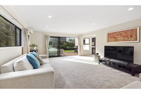 Photo of property in 12 Whitu Street, Khandallah, Wellington, 6035
