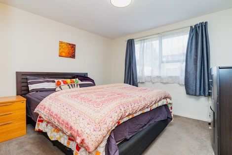 Photo of property in 23d Saunders Place, Redwood, Christchurch, 8051