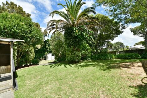 Photo of property in 19 John Road, Stanmore Bay, Whangaparaoa, 0932