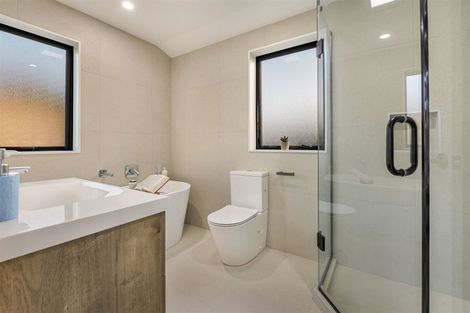 Photo of property in 627a Swanson Road, Swanson, Auckland, 0612