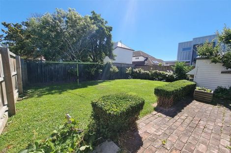 Photo of property in 43 Clissold Street, Merivale, Christchurch, 8014