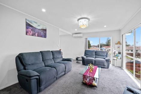 Photo of property in 5/48 Taitimu Drive, Weymouth, Auckland, 2103