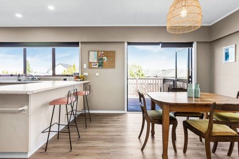 Photo of property in 25 Laurent Place, Greenmeadows, Napier, 4112