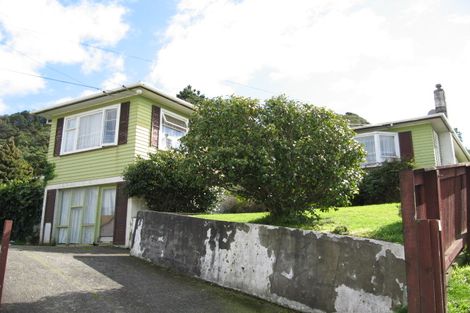 Photo of property in 4 Puriri Street, Wainuiomata, Lower Hutt, 5014