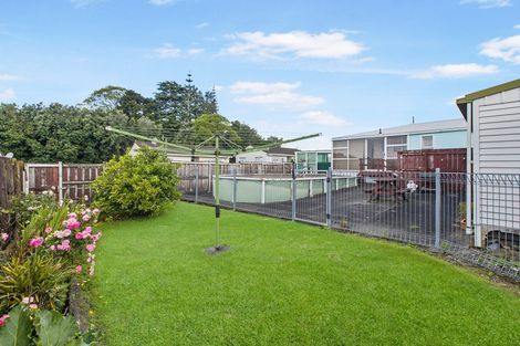 Photo of property in 16 Boundary Road, Clover Park, Auckland, 2019