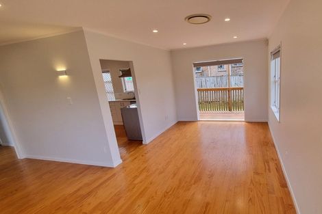 Photo of property in 43 Ramillies Place, Glenfield, Auckland, 0629