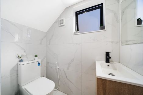 Photo of property in 24a Grande Vue Road, Papatoetoe, Auckland, 2025