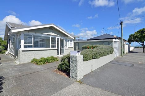 Photo of property in 2 Collins Street, Petone, Lower Hutt, 5012