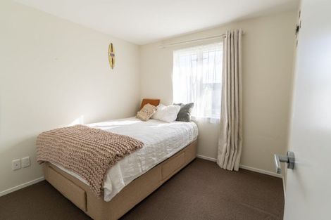 Photo of property in 11 Stitchbird Crescent, Papakura, 2110