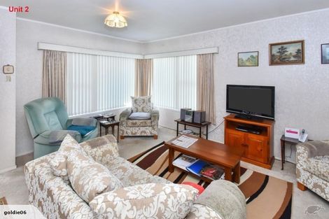 Photo of property in 2/80 Rangitoto Road, Papatoetoe, Auckland, 2025