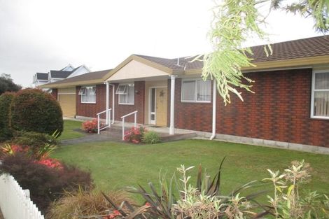 Photo of property in 99 Glen Lynne Avenue, Queenwood, Hamilton, 3210