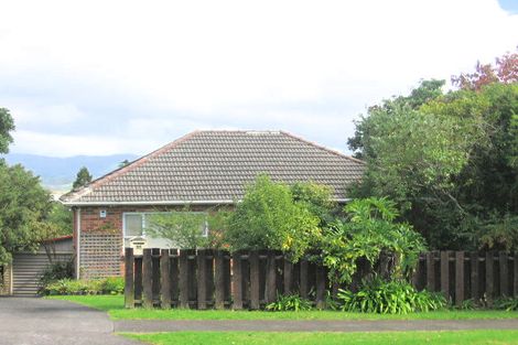 Photo of property in 57 View Road, Henderson, Auckland, 0612