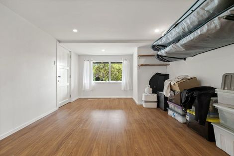 Photo of property in 18 Marion Street, Macandrew Bay, Dunedin, 9014