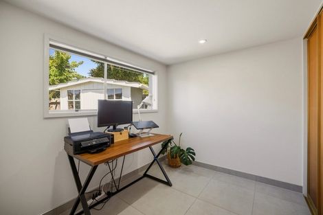 Photo of property in 4 Larkhill Place, Russley, Christchurch, 8042