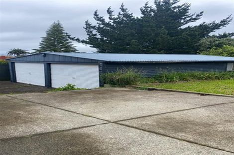 Photo of property in 6 Huxley Place, Glen Innes, Auckland, 1072