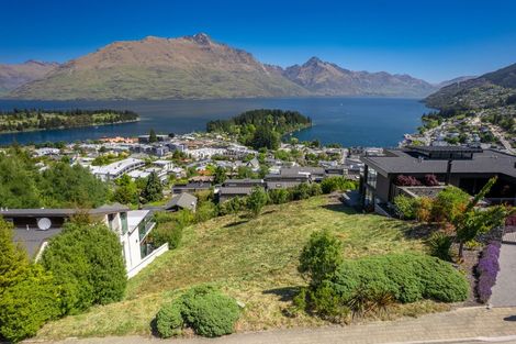 Photo of property in 50 Belfast Terrace, Queenstown, 9300