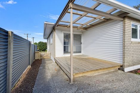 Photo of property in 11 Island View Road, Western Heights, Rotorua, 3015