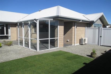 Photo of property in 32 Taiore Crescent, Marshland, Christchurch, 8083