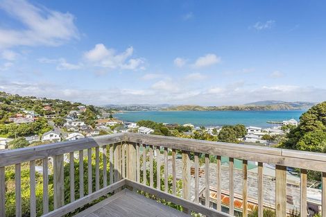 Photo of property in 13 Airlie Road, Plimmerton, Porirua, 5026