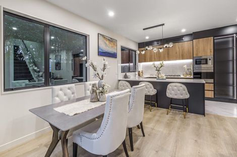 Photo of property in 12a Range View Road, Mount Albert, Auckland, 1025