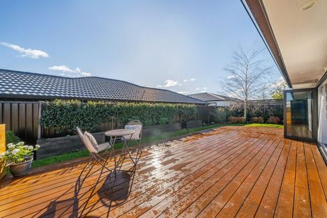 Photo of property in 10 Hopkirk Avenue, Wallaceville, Upper Hutt, 5018
