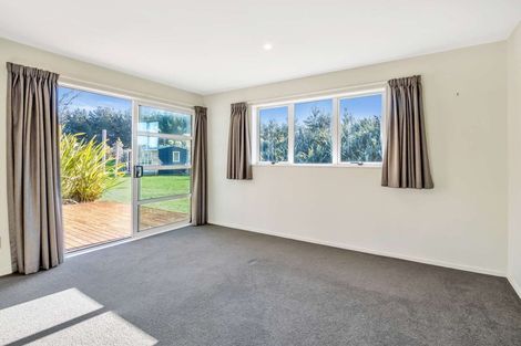 Photo of property in 3 Mowhia Grove, Waitarere, Levin, 5510