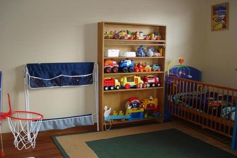 Photo of property in 55 Forrest Hill Road, Milford, Auckland, 0620