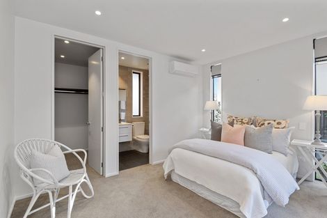 Photo of property in 124 Winchester Street, Merivale, Christchurch, 8014