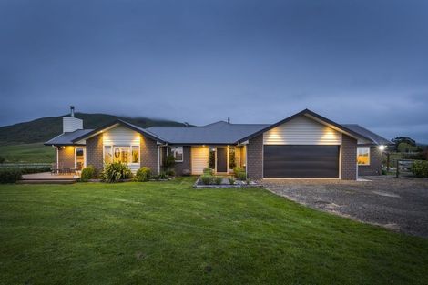 Photo of property in 20 Highland View Drive, Tokomaru, Palmerston North, 4474