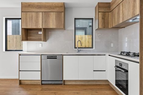 Photo of property in 25 John Gray Street, Papakura, 2110