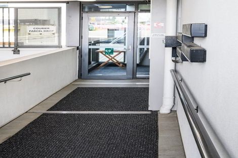 Photo of property in 2-06/424 Maunganui Road, Mount Maunganui, 3116