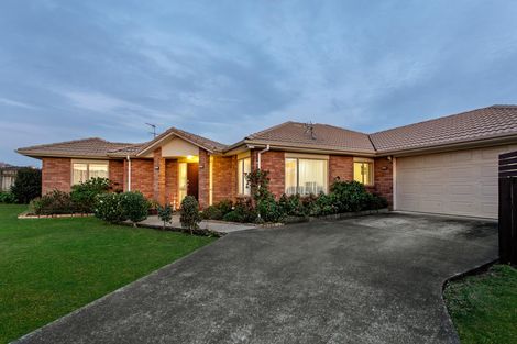 Photo of property in 4 Maadi Place, Papakura, 2110