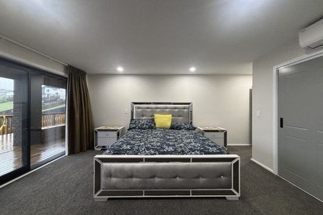 Photo of property in 32 Atherton Terrace, Churton Park, Wellington, 6037