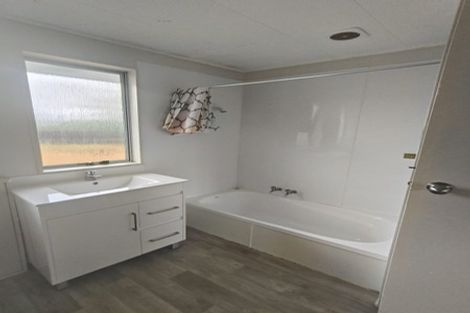 Photo of property in 2/30 Kennington Drive, Clendon Park, Auckland, 2103