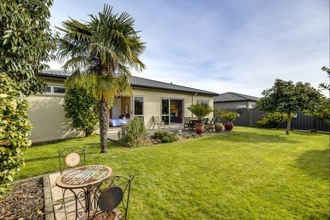 Photo of property in Heynes Place, 11 Heynes Place, Clive, 4102