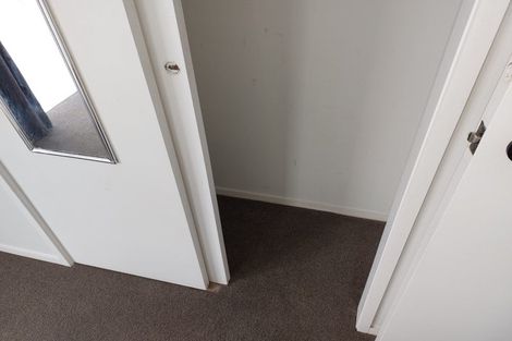 Photo of property in 4 Banksia Place, Goodwood Heights, Auckland, 2105